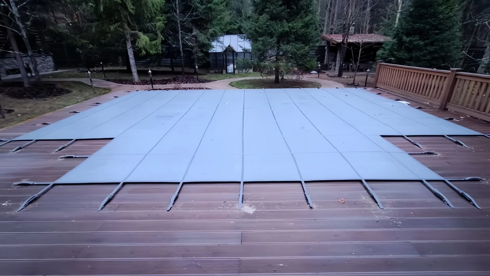 Покрывало для бассейна Laguna Cover Mesh в Ухте