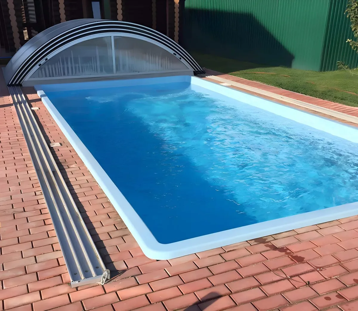 Laguna 7 — вечернее освещение в Ухте